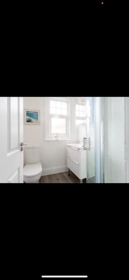 Driftwood Luxury Apartment Lyme Regis Exterior photo