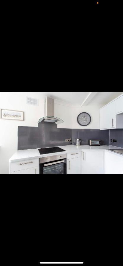 Driftwood Luxury Apartment Lyme Regis Exterior photo